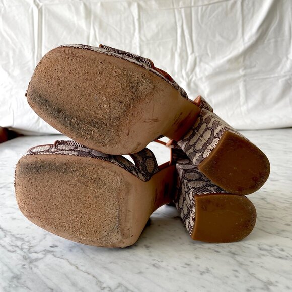 Coach Nelly Text Signature Jacquard Platform Sandal - Size 10 - Picture 7 of 10